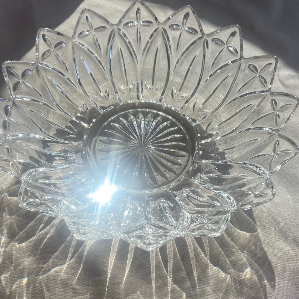 Elegant Clear Glass Decorative Bowl